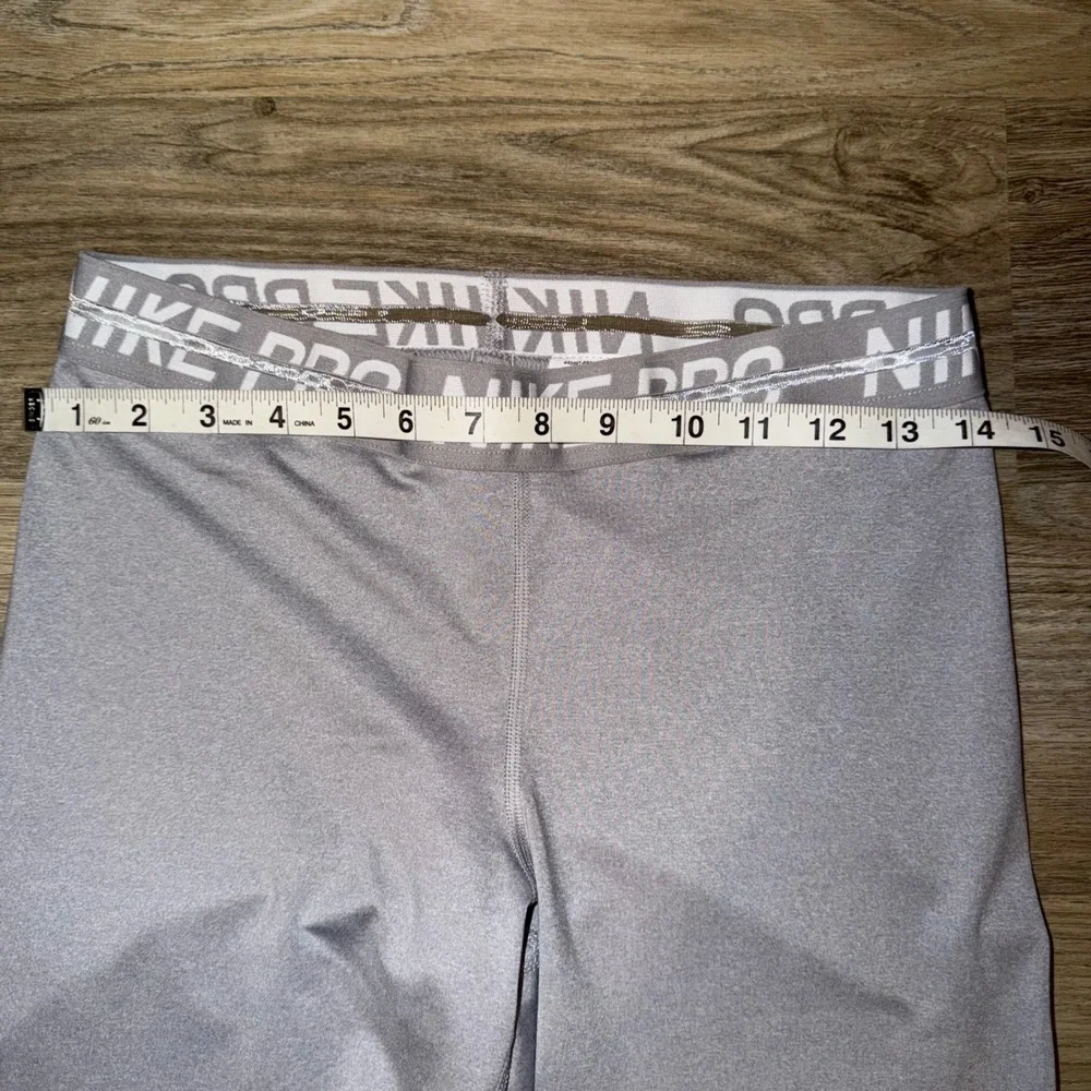 Nike pro women